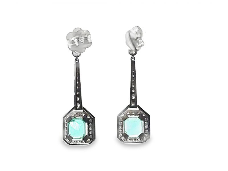 Pendientes largos de Alta Joyeria con Esmeraldas Colombianas y Diamantes